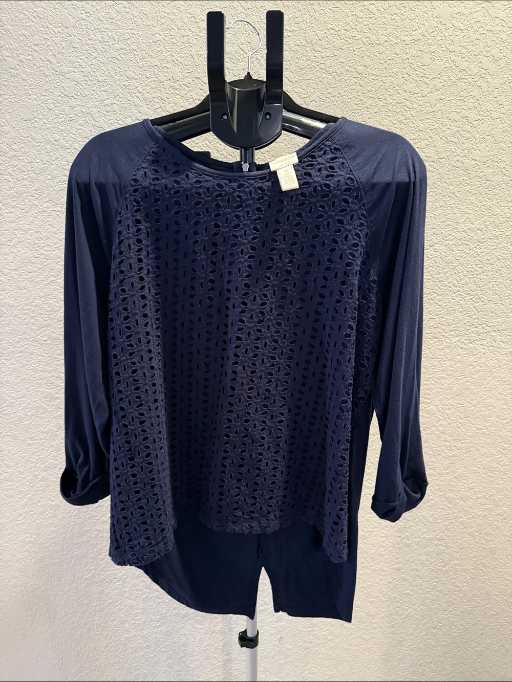 Chico's Navy eyelet Lace-Front Top. Size 3